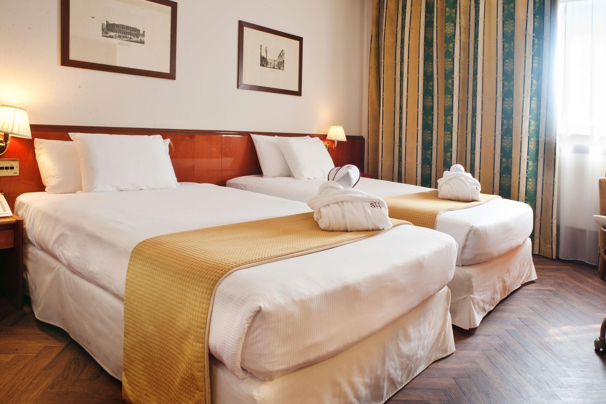 Hotel Catullo